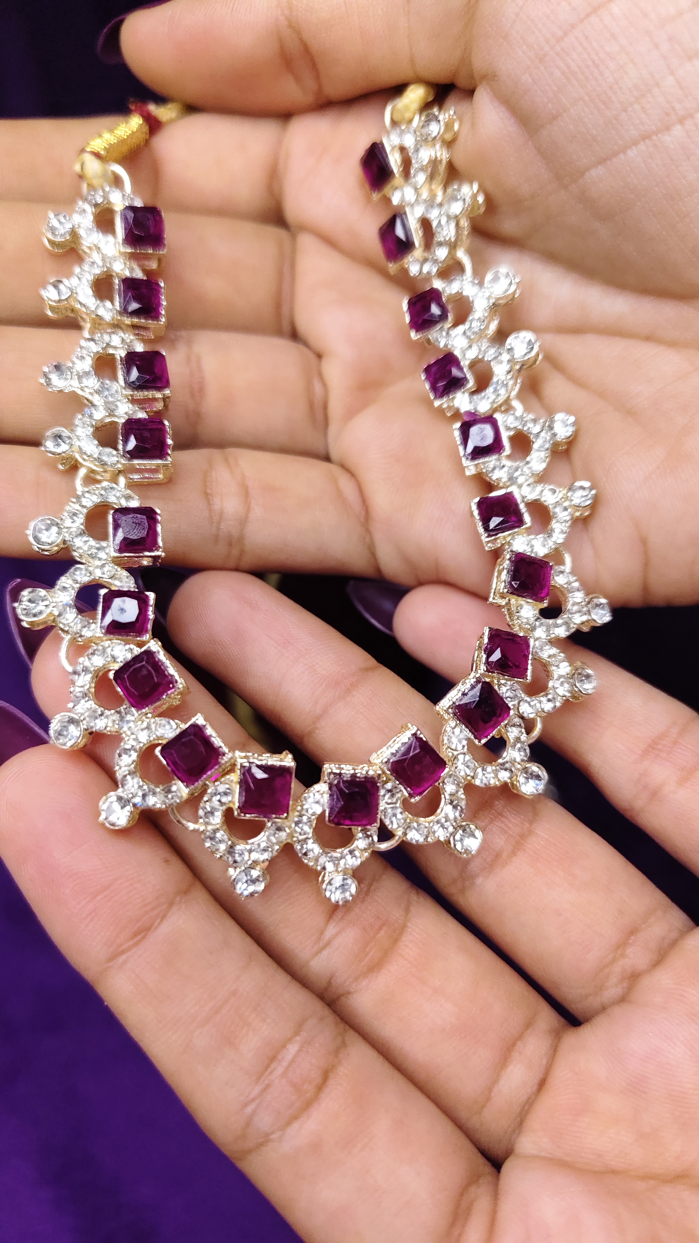 Sparkle Burgandy Set thumbnail 4