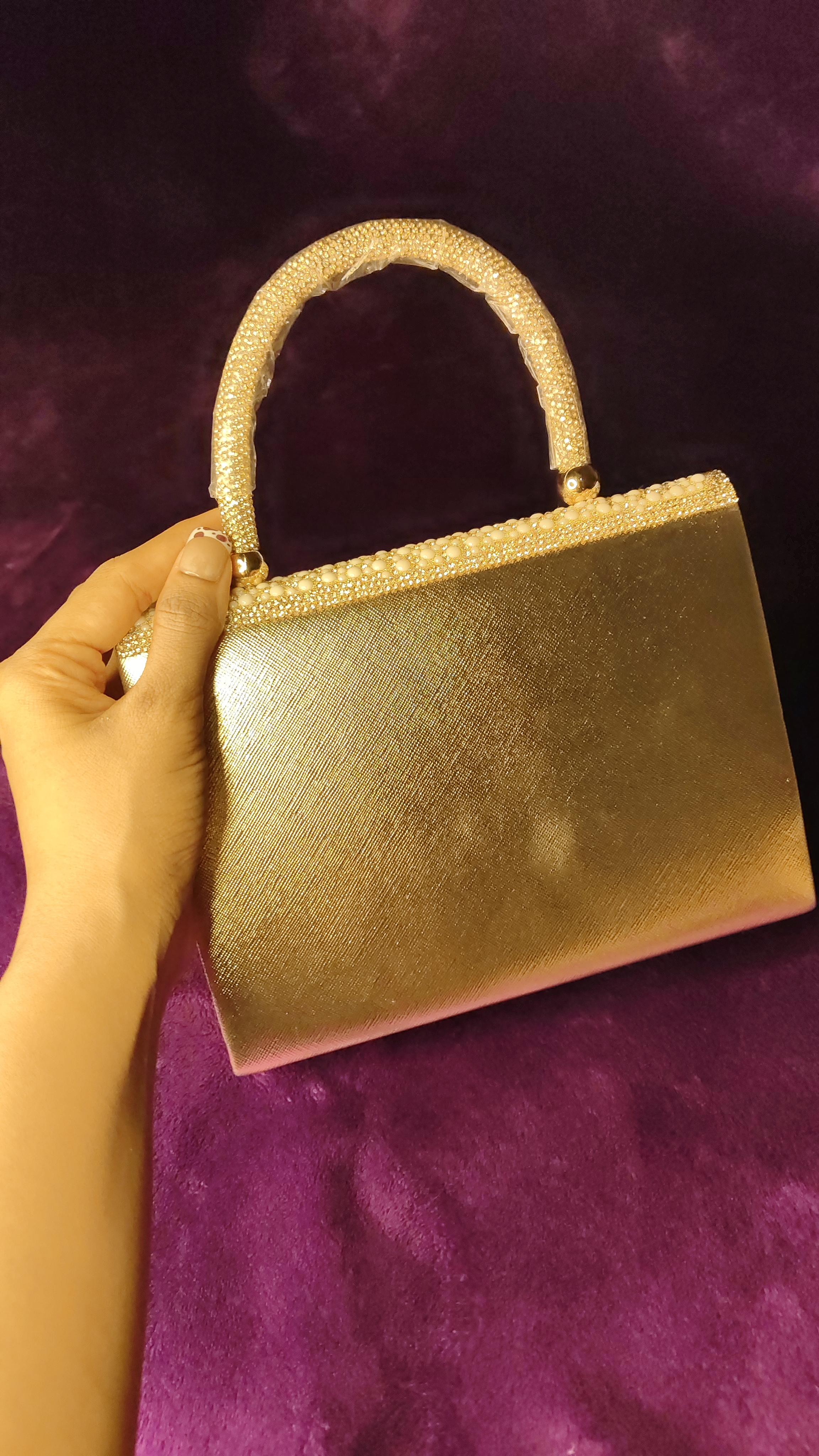 Pearly Golden Clutch thumbnail 6