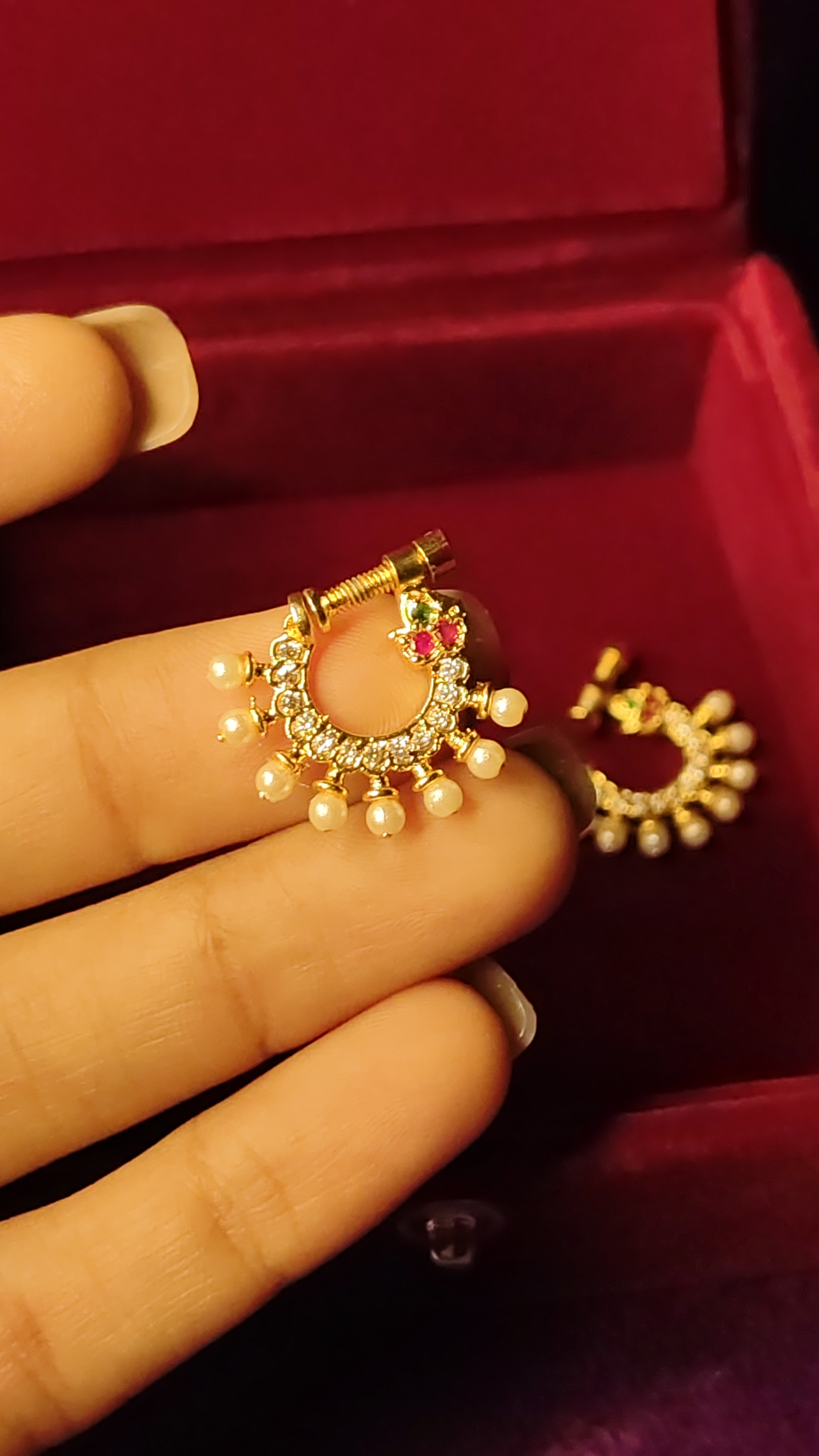 Sparkle Pearly Nose Ring With Velvet Box thumbnail 3