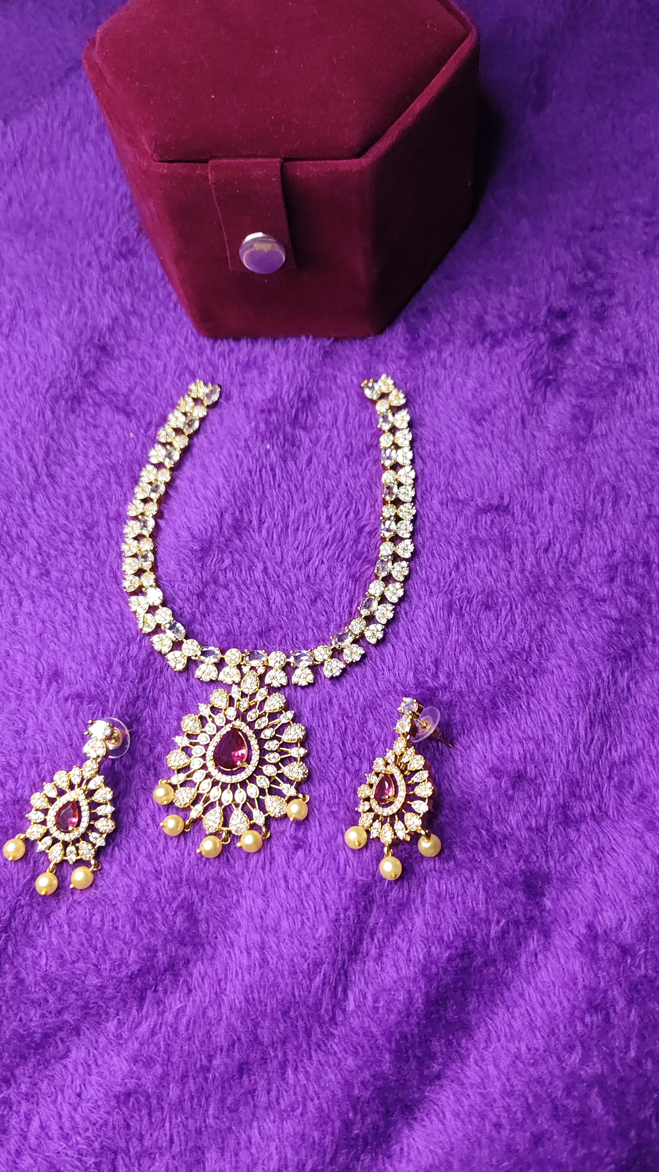 Royal Ruby Kundan Necklace Set thumbnail 3