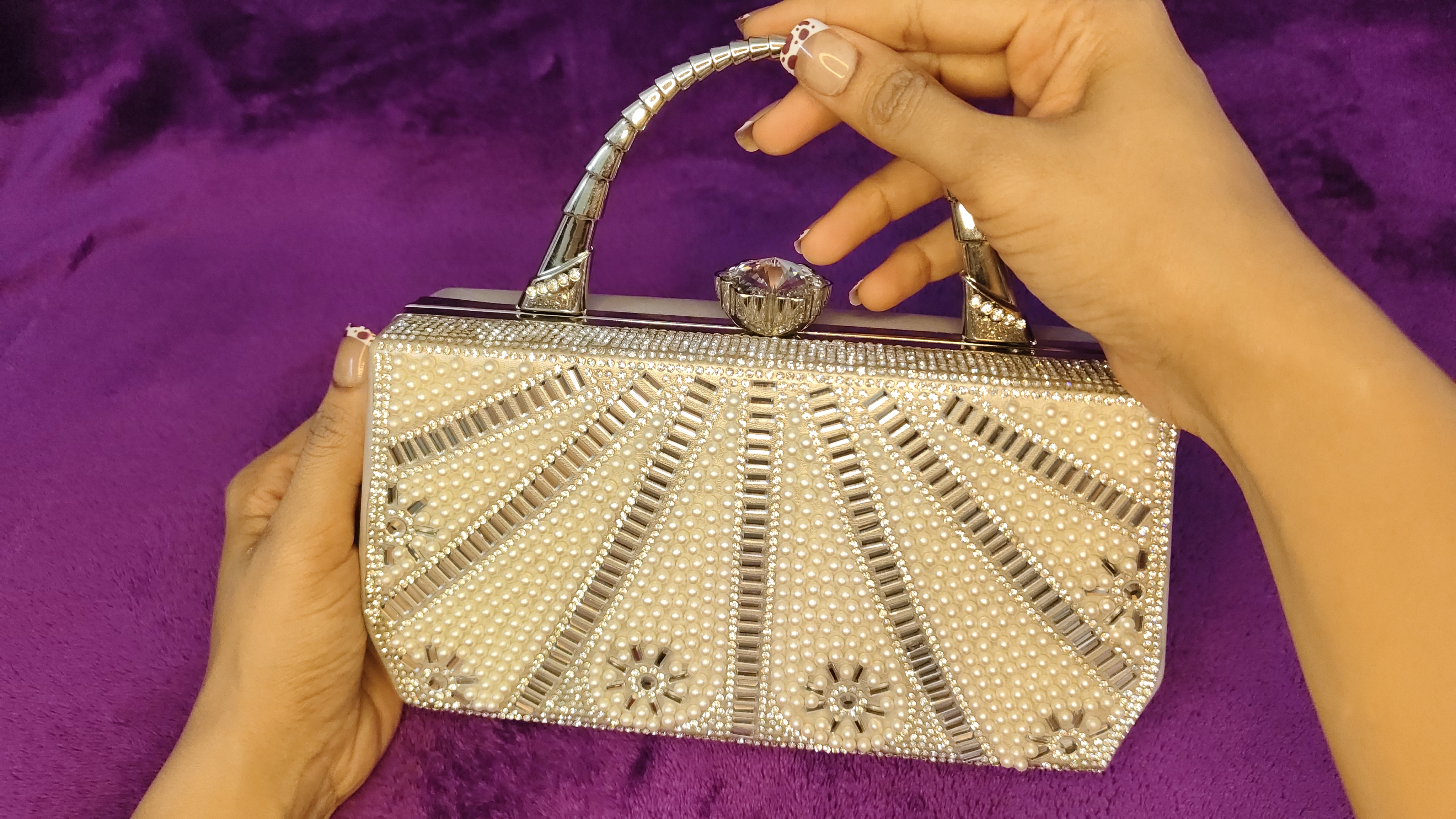 Regal Pearl Clutch - Image 1