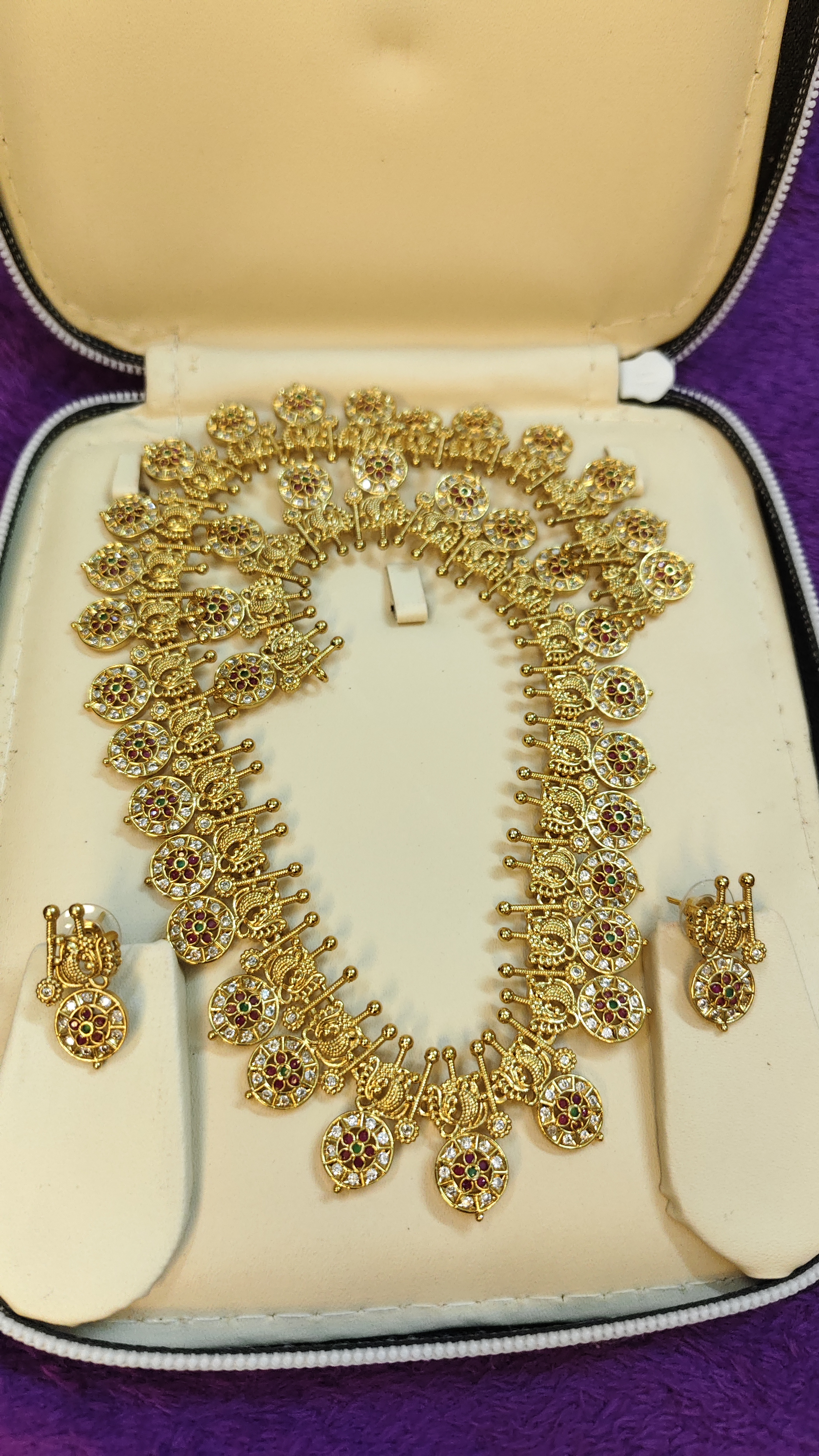 Temple Style Haram Set - Image 1