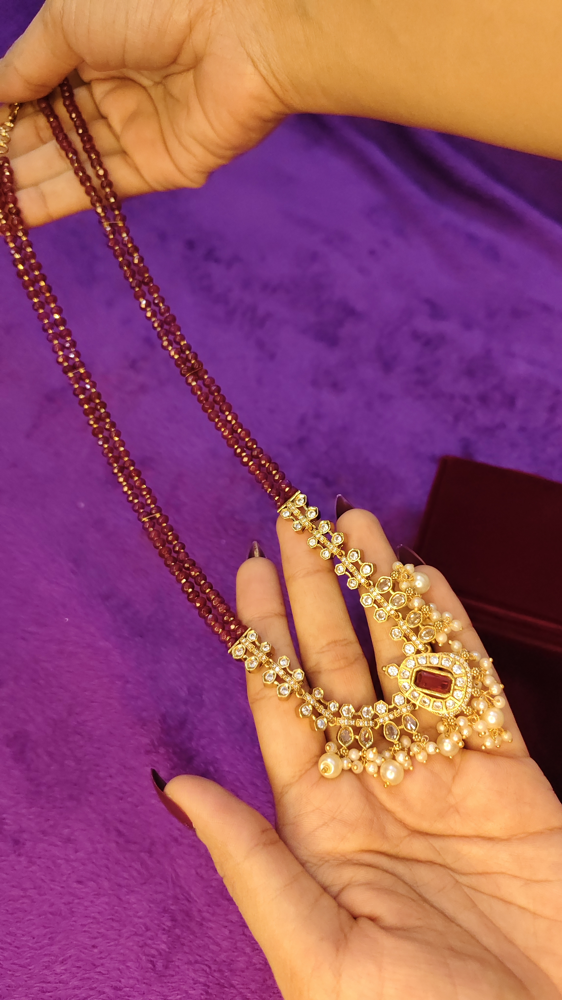 Regal Kundan & Ruby Set With Luxury Velvet Box thumbnail 6