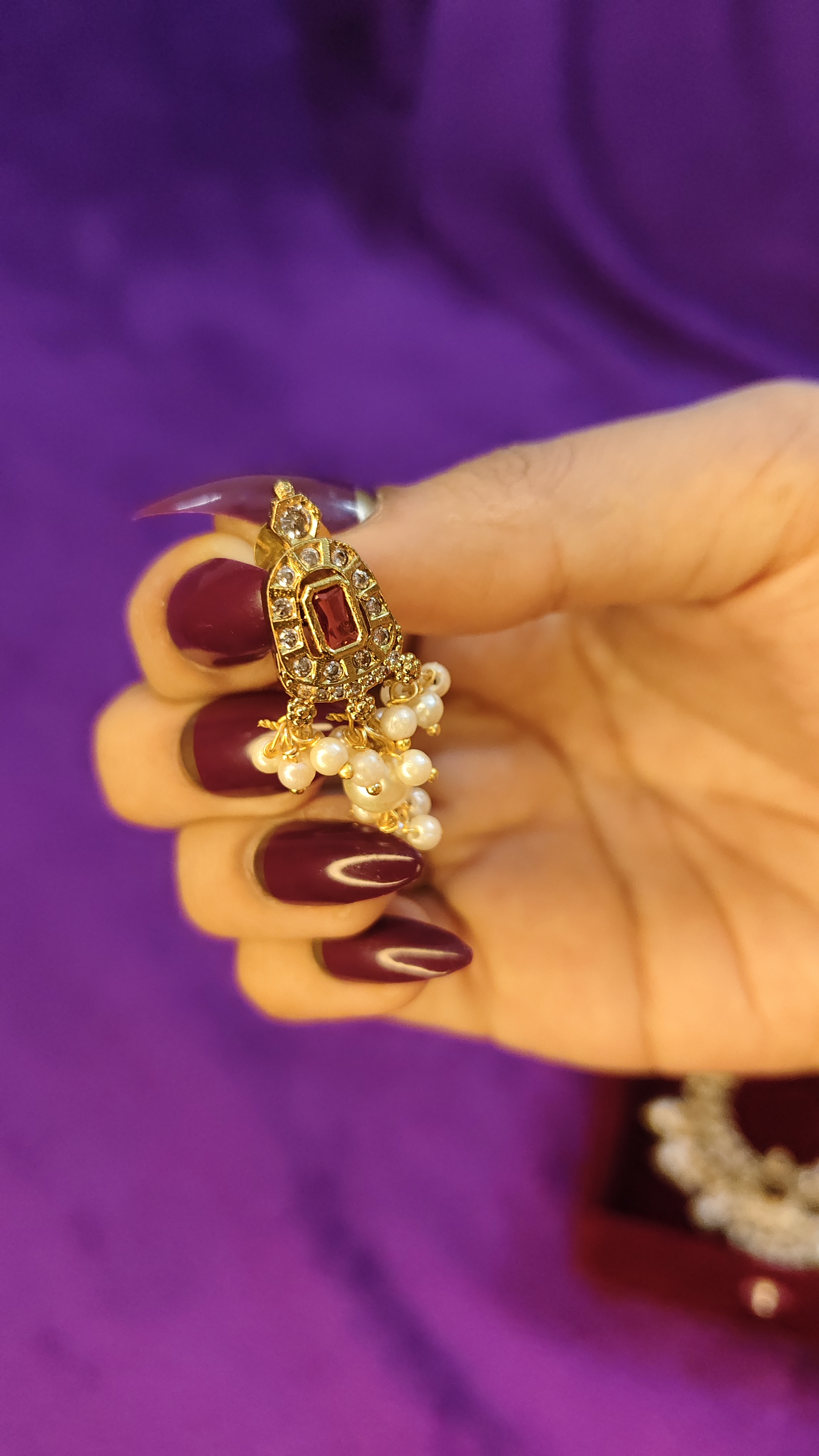 Regal Kundan & Ruby Set With Luxury Velvet Box thumbnail 2