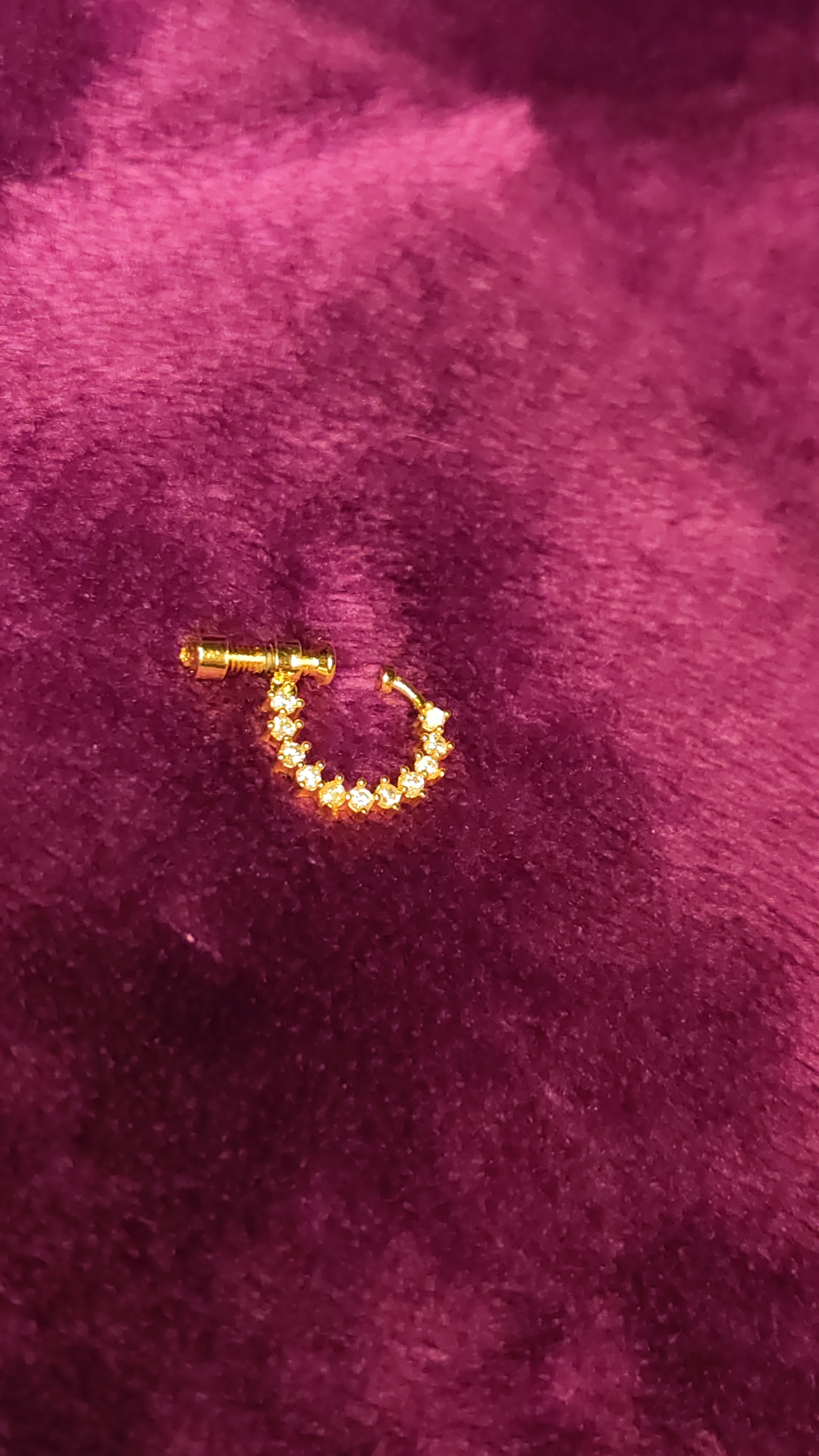 Sparkling nose ring with velvet box thumbnail 3