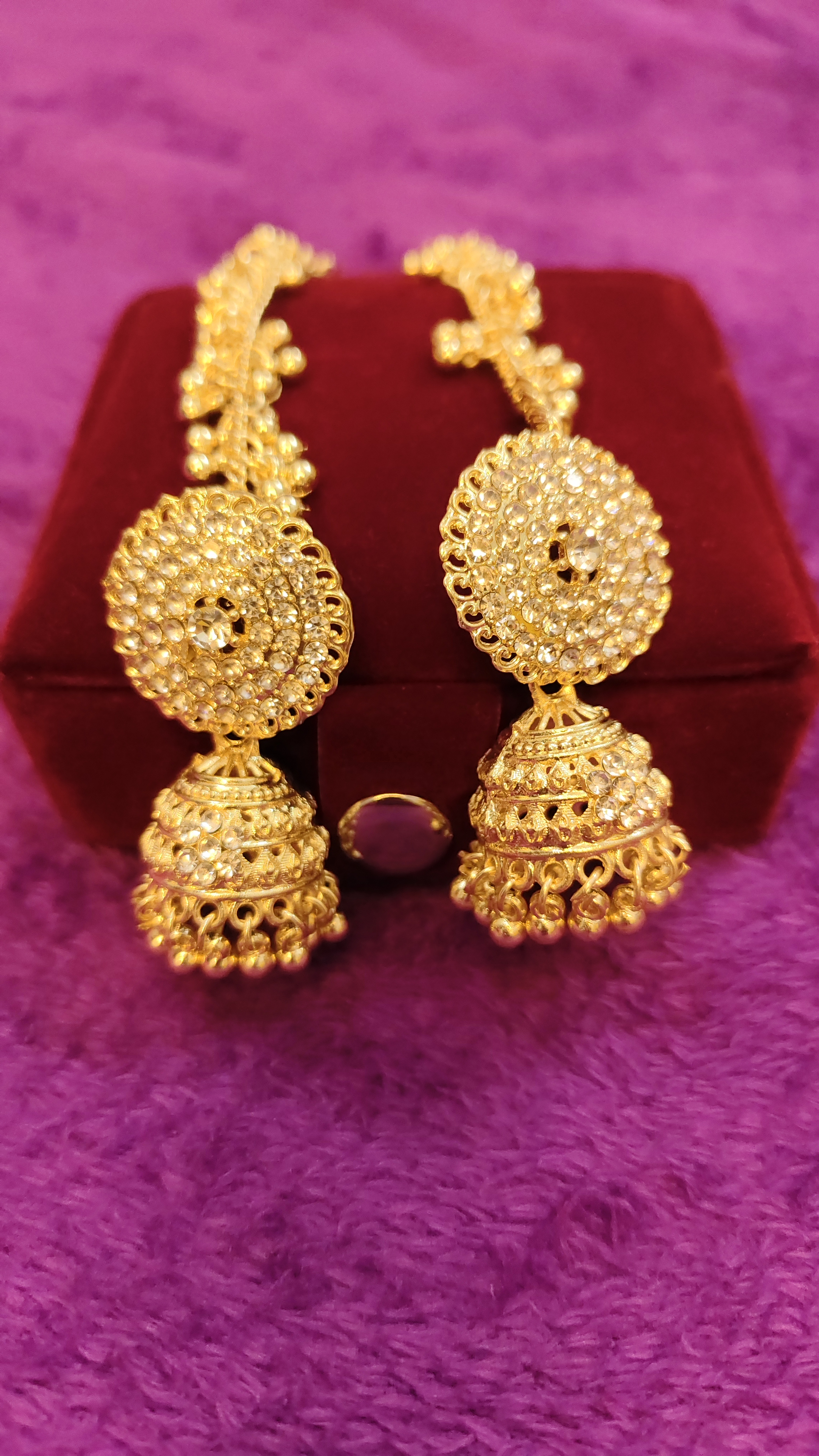 Maharani Jhumka With Velvet Box thumbnail 4