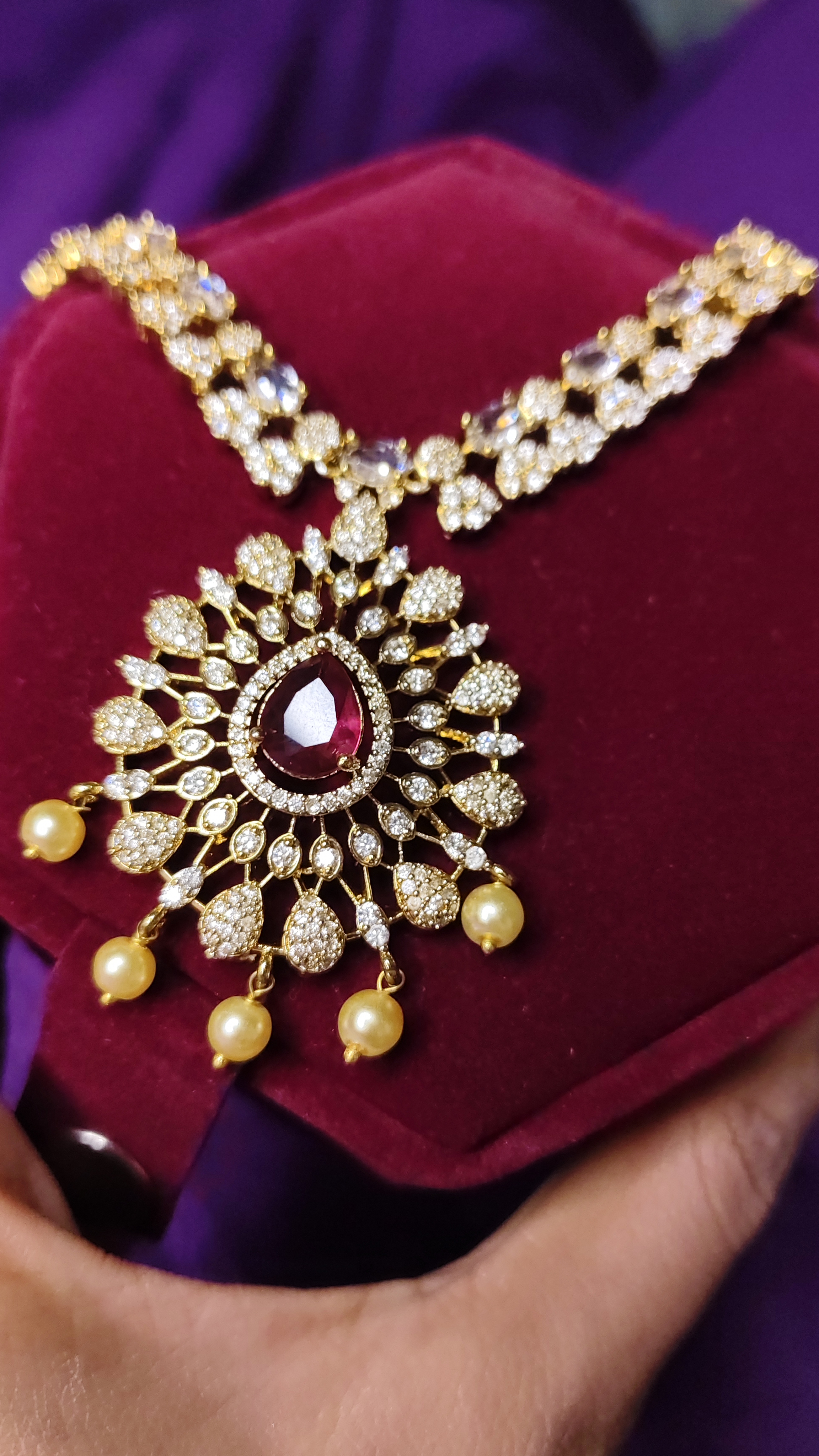 Royal Ruby Kundan Necklace Set thumbnail 9